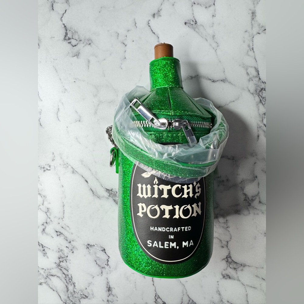 MAD ENGINE Green Sparkle Crossbody Bag Witch’s Potion PURSE Halloween